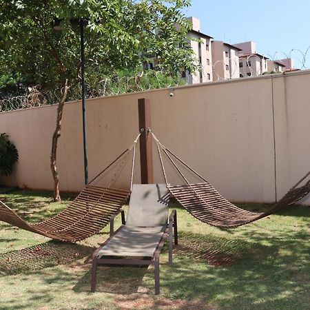 Flat Com Wifi, Piscina, Split E Estacionamento Appartement Ribeirão Preto Buitenkant foto