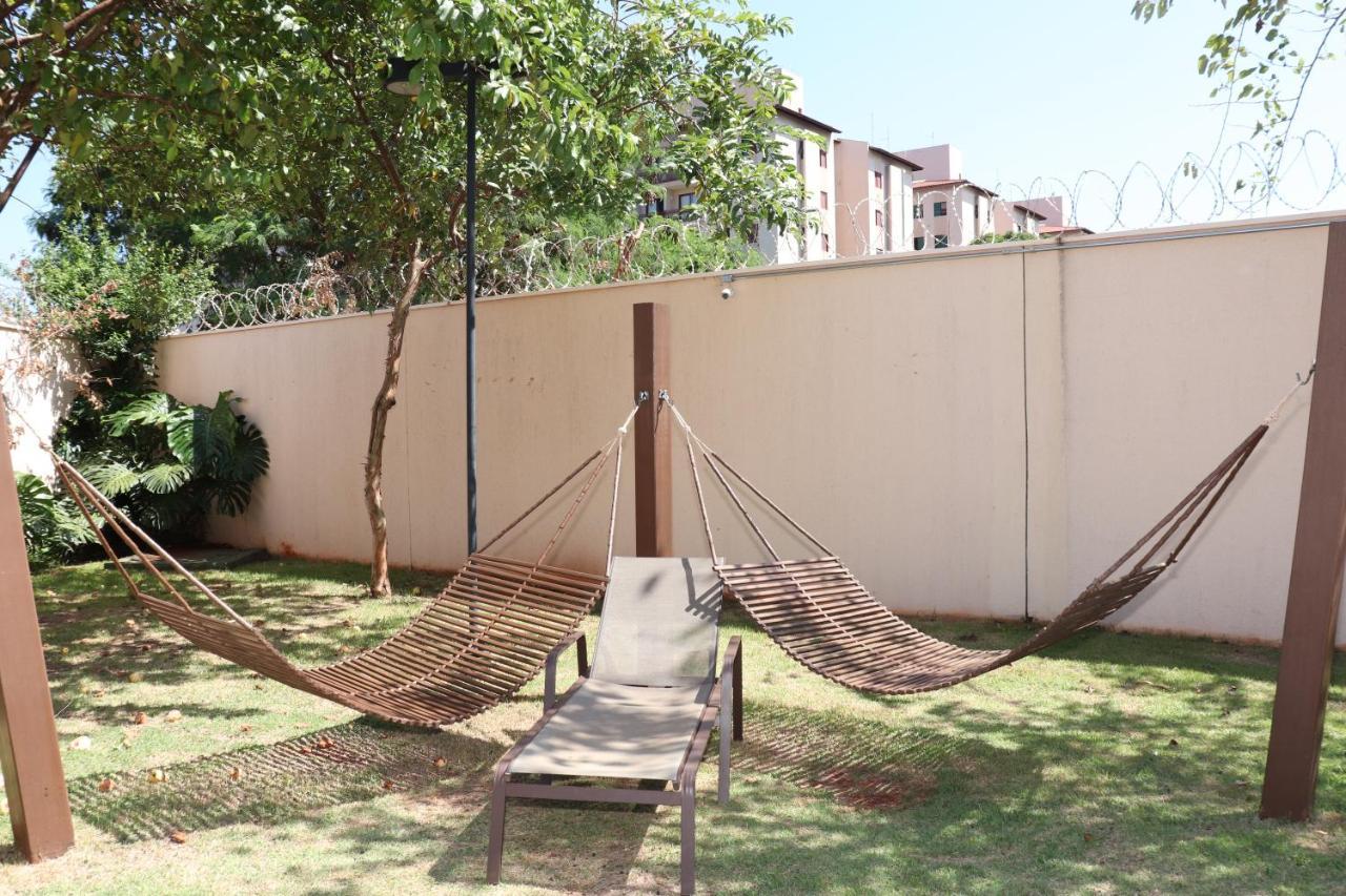 Flat Com Wifi, Piscina, Split E Estacionamento Appartement Ribeirão Preto Buitenkant foto
